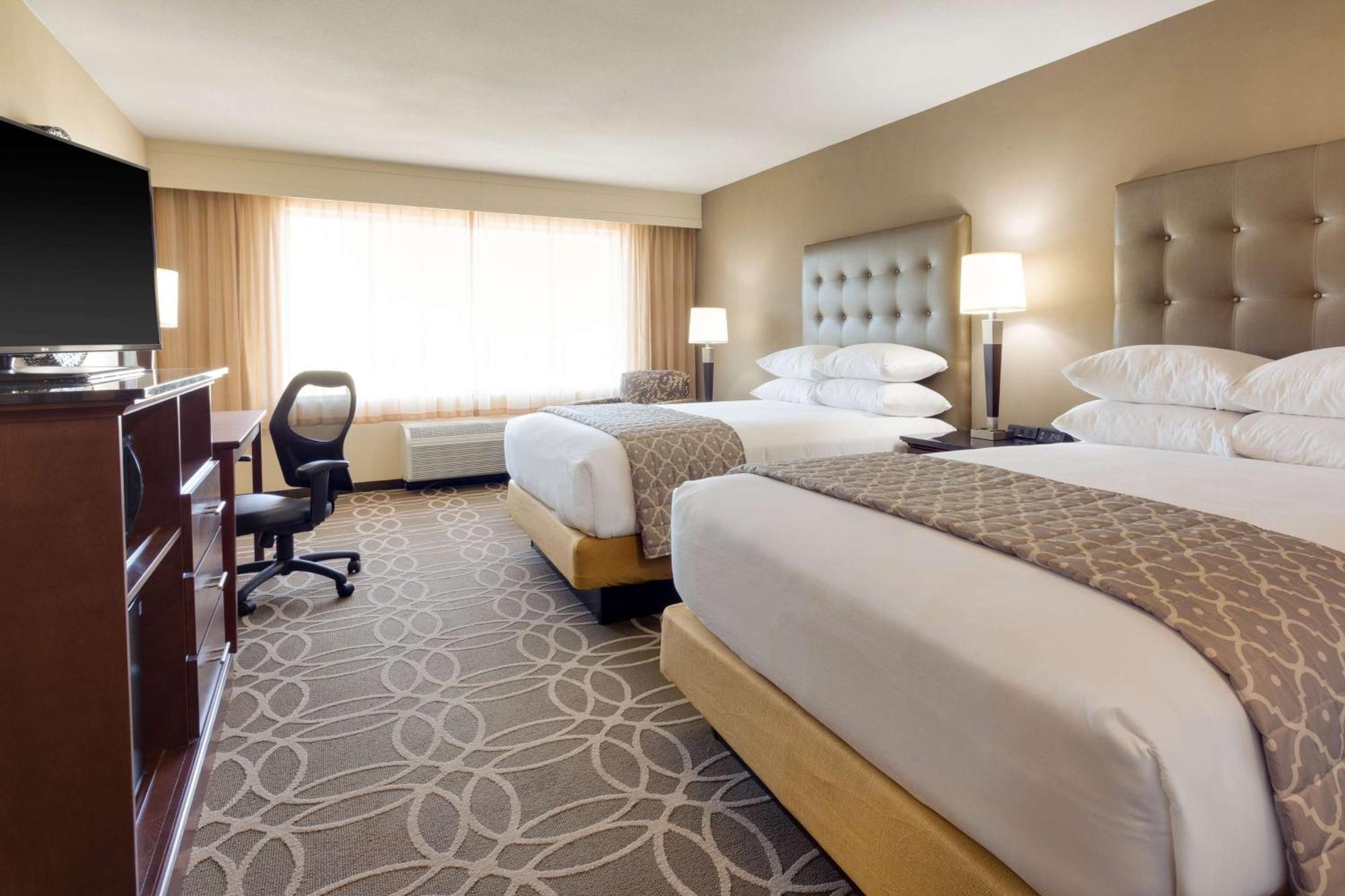 Drury Inn&suites Dallas Hotel